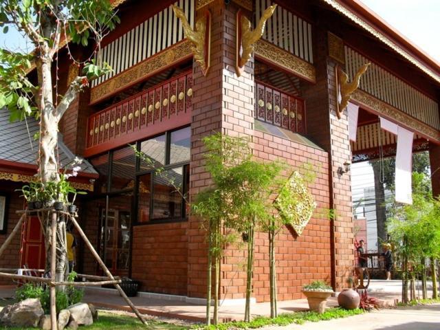 Irawadee Resort Mae Sot Eksteriør bilde